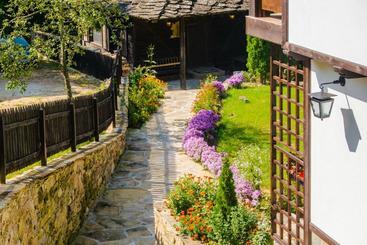 پانسیون Strannopriemnitsa Guest House