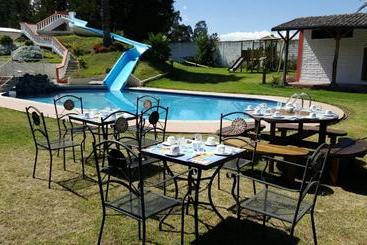 هاستل Hosteria San Carlos Tababela