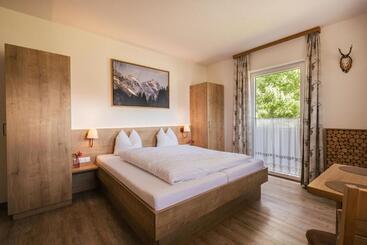 Пансион Apartments Morandell