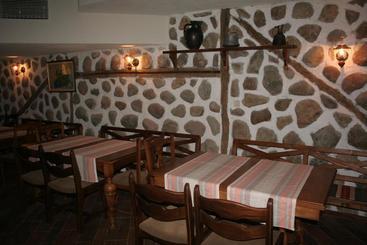 Aparthotel Vris