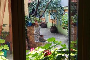 پانسیون Guest Accommodation Etno Konak Tašana