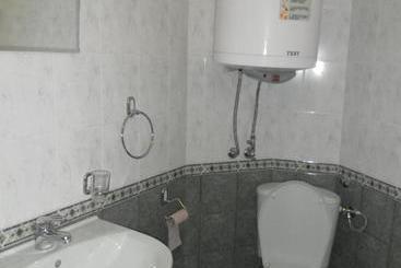 پانسیون Villa Mari Guest Rooms