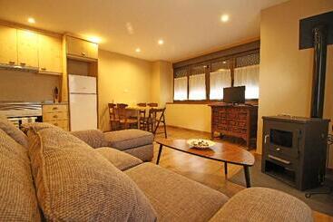 Apartamentos SNÖ Mont Romies Plaça Major