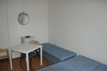 تختخواب و صبحانه Vila Ria
