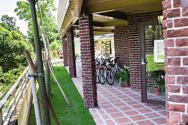 Desire & Satisfaction B&b