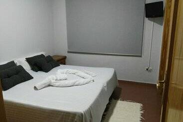 هتل Hostal Nilo