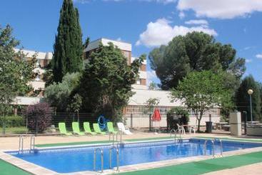 簡易ホテル Residencia Universitaria Cardenal Cisneros