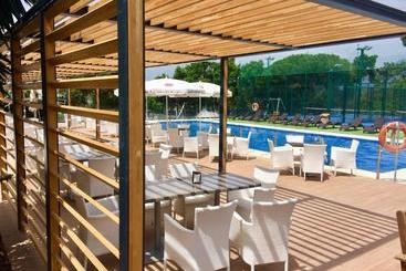 هتل Royal Tennis Club