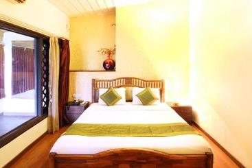 هتل Treebo Trend Royal Inn