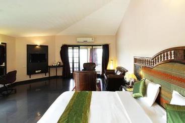 هتل Treebo Trend Royal Inn
