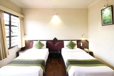 هتل Treebo Trend Royal Inn