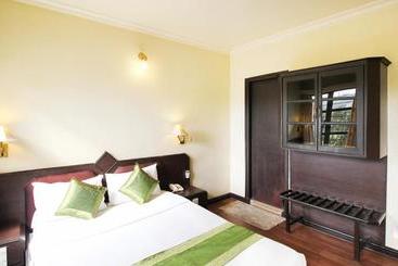 هتل Treebo Trend Royal Inn
