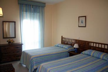 Apartamentos Benal Beach Geinsa