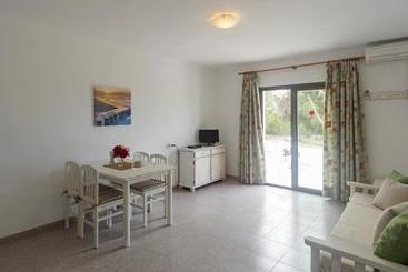 Apartamentos Playamar  Formentera Break