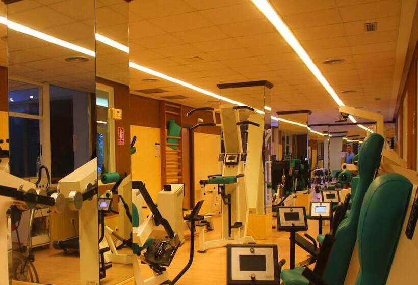 هتل AR Roca Esmeralda & Spa
