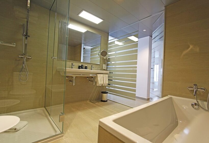 בית מלון כפרי Bg Tonga Tower