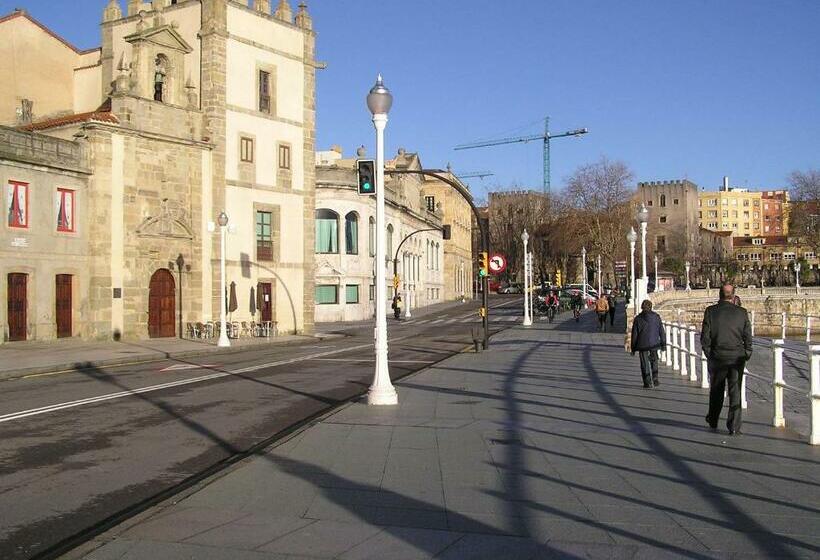 ホテル Central By Myhousespain