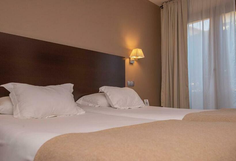 فندق La Portilla