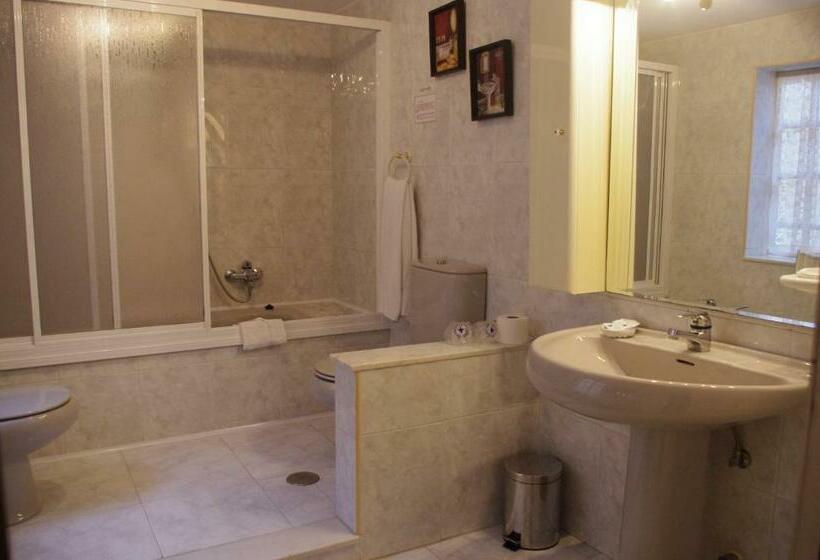 هتل Palacio Carlos I