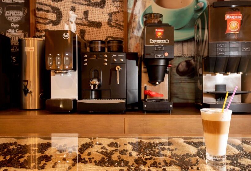 בית מלון כפרי Thb Cala Lliteras   Adults Only