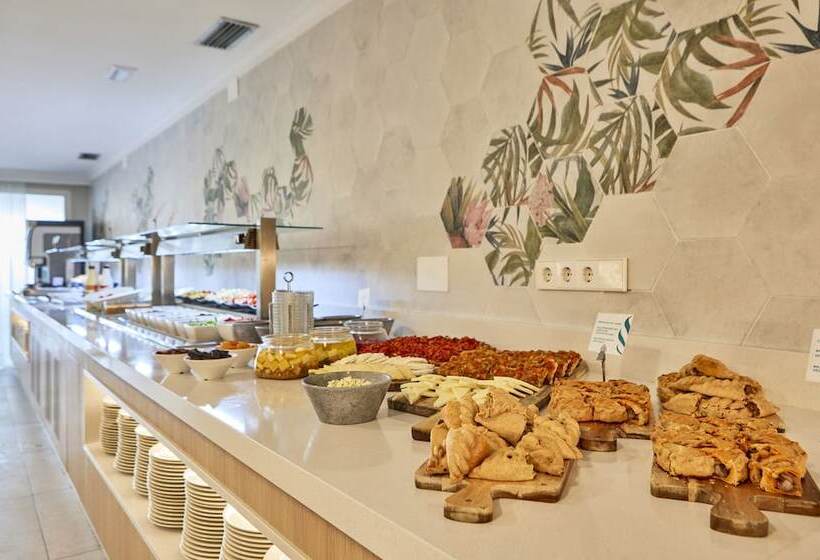 Universal Aparthotel Don Camilo