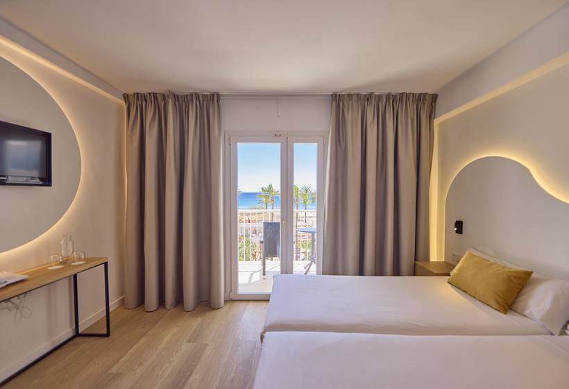 Universal Hotel Bikini