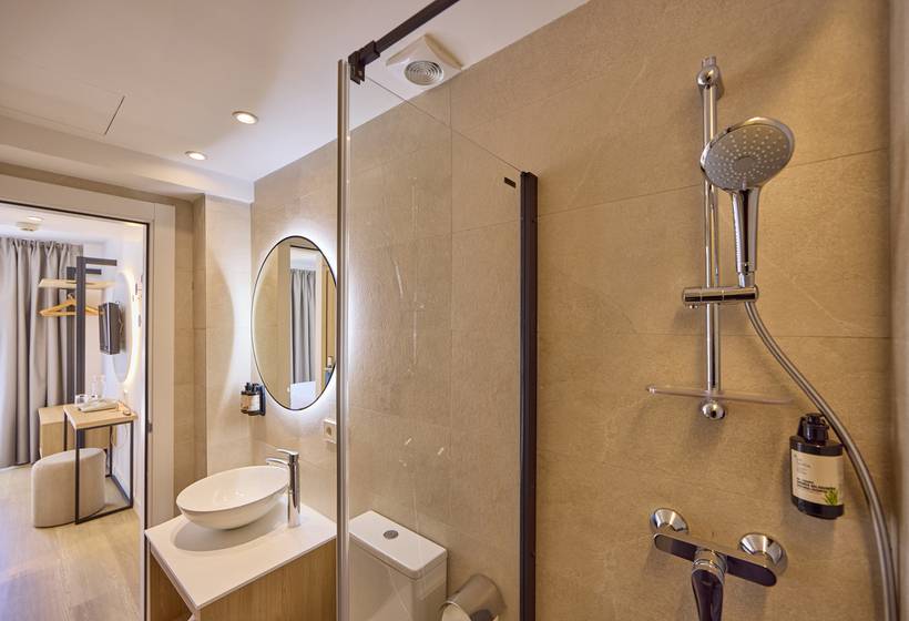 Universal Hotel Bikini