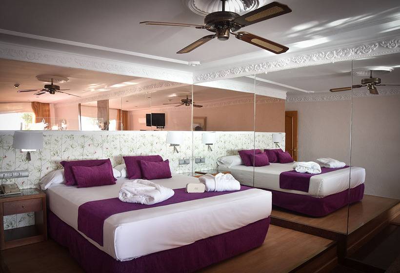 هتل Playacapricho