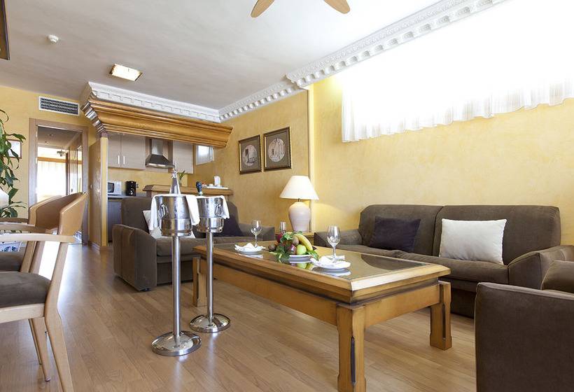 هتل Playacapricho