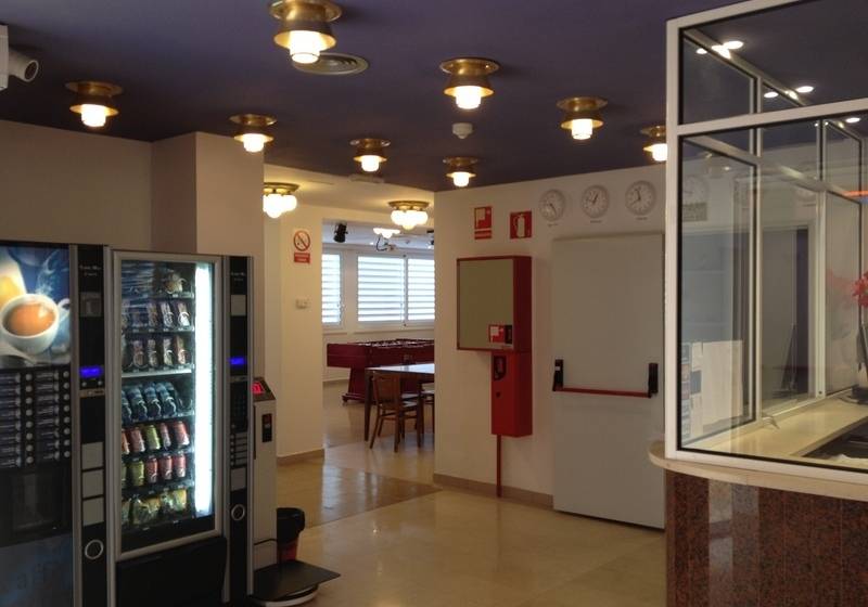 Estrella De Mar Youth Hostel