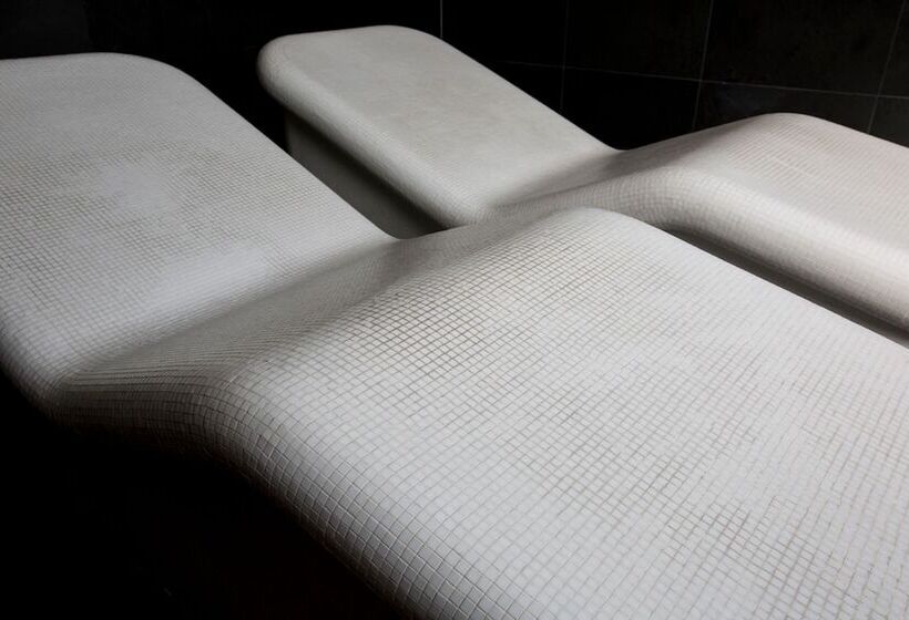 هتل Artiem Carlos Adults Only