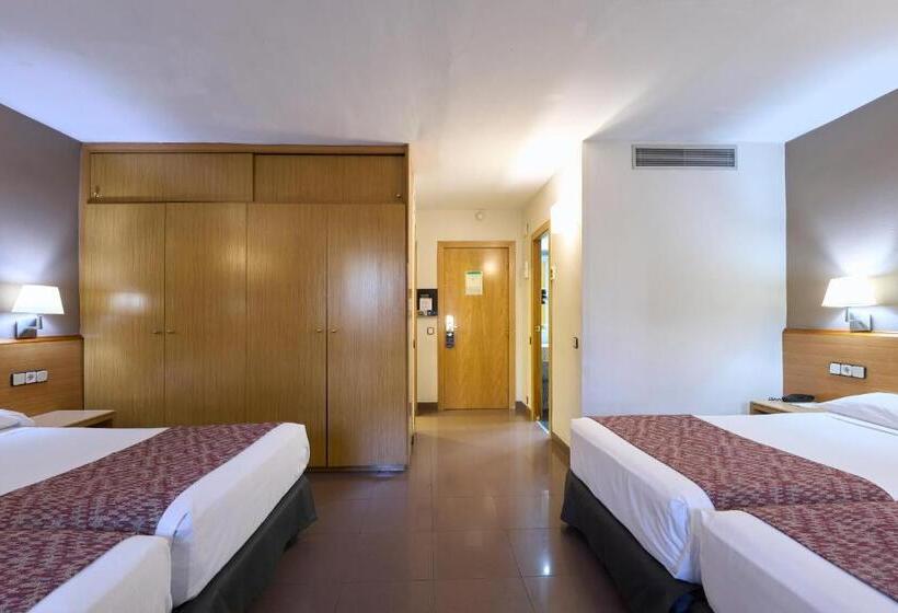 هتل Catalonia Park Guell