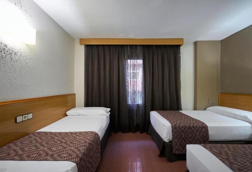 هتل Catalonia Park Guell