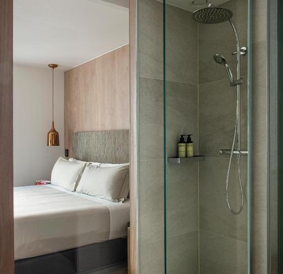 בית מלון כפרי Me Barcelona