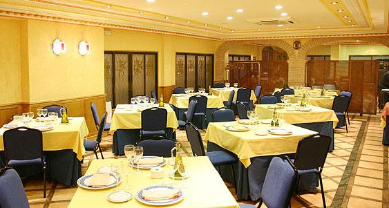 هتل Almanzor