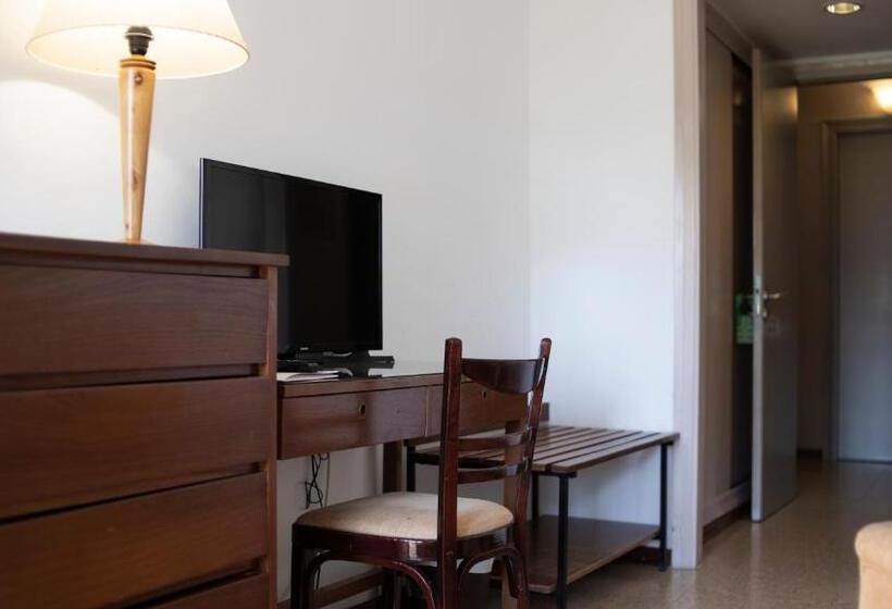 هتل Balneario Prats