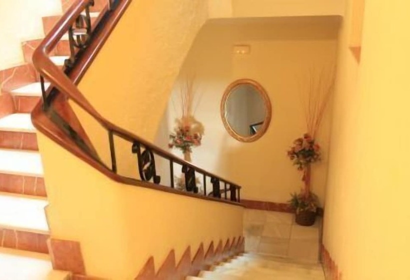 فندق El Coloso