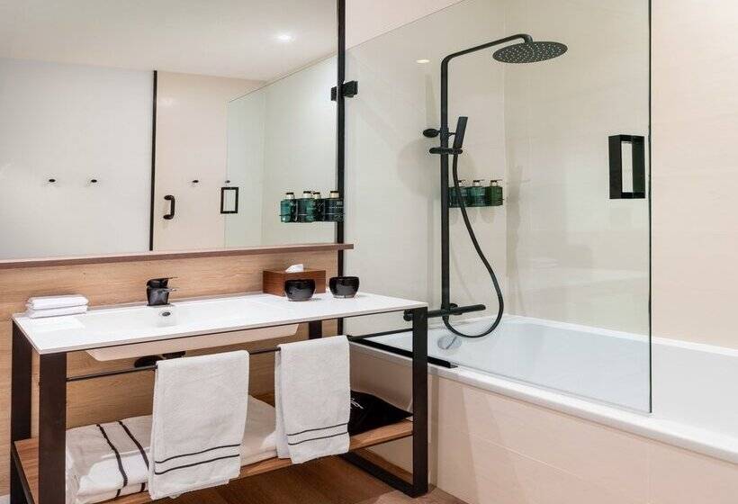 هتل Meliá Granada