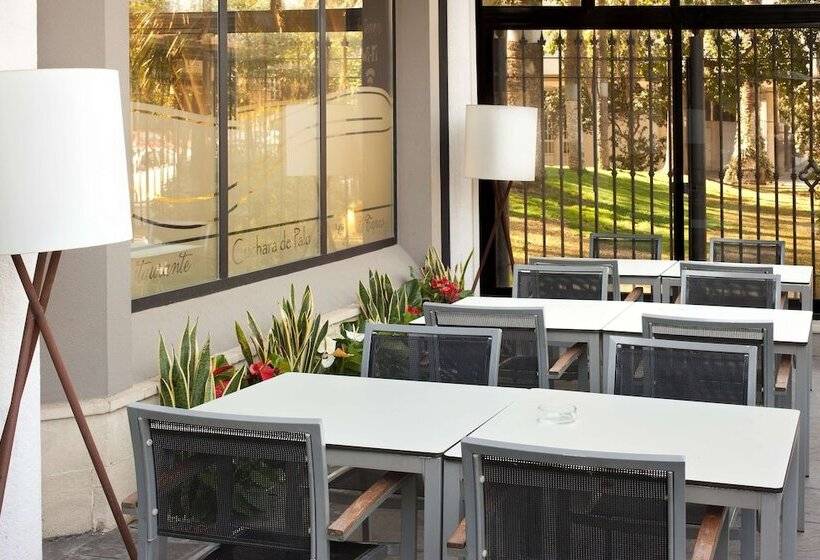 فندق NH Avenida Jerez