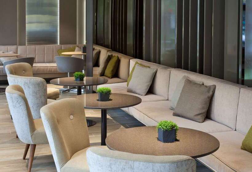 هتل NH Collection San Sebastian Aranzazu