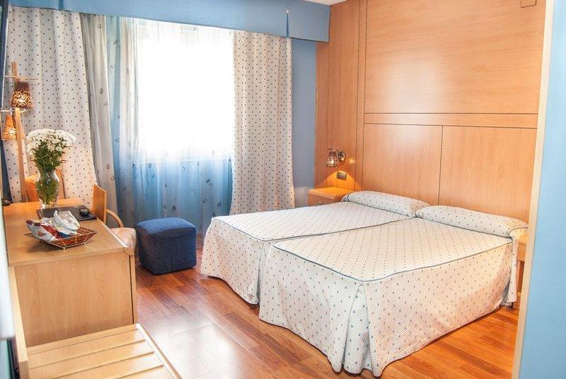 هتل Reino De Granada