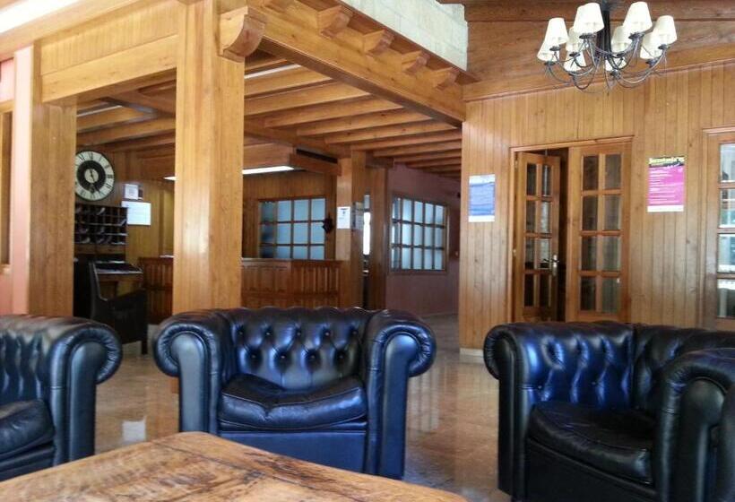 فندق Villa De Canfranc