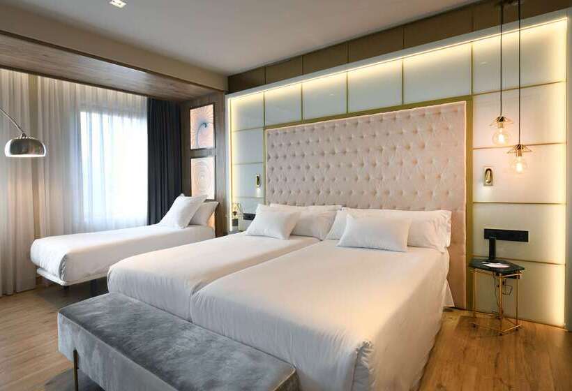 هتل Barcelo Ourense