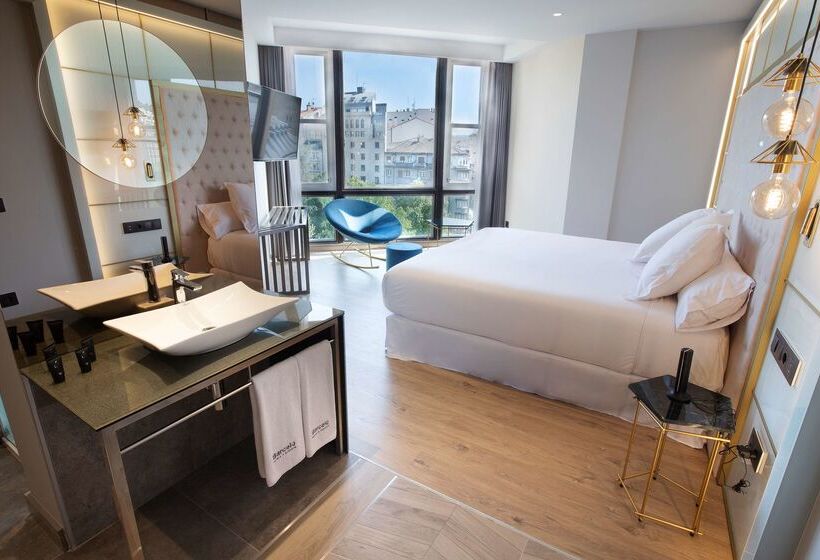 هتل Barcelo Ourense