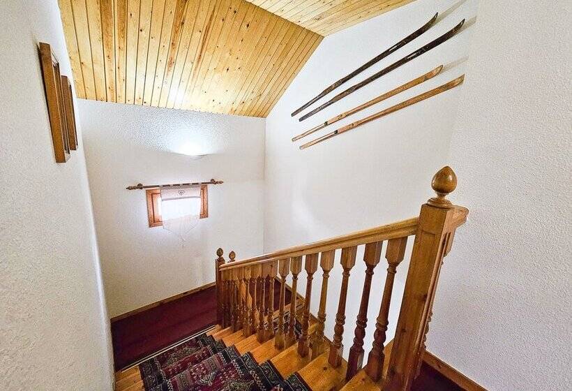 هتل Casa Morlans 3000