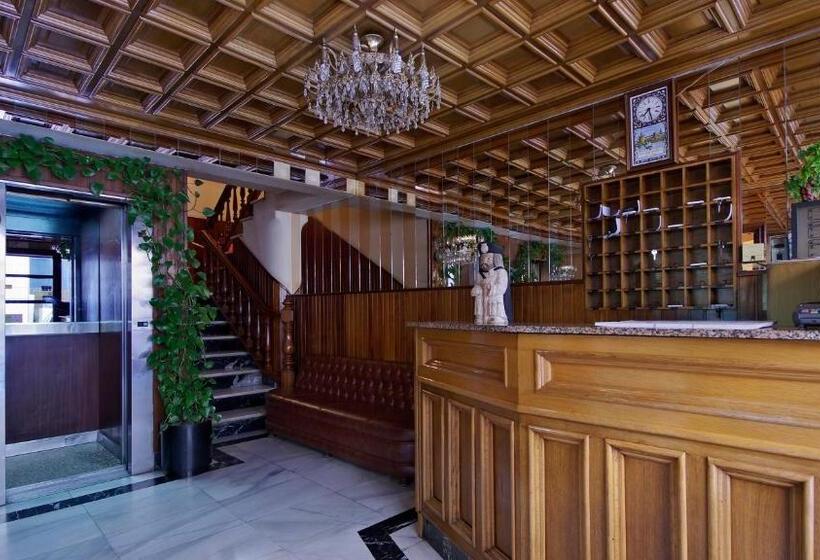 هتل City Express Comercio