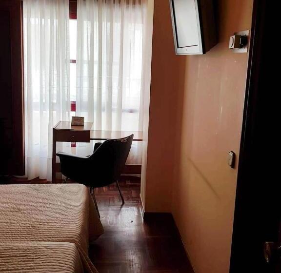 هتل City Express Comercio