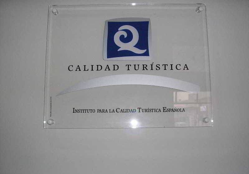 Отель Don Carlos