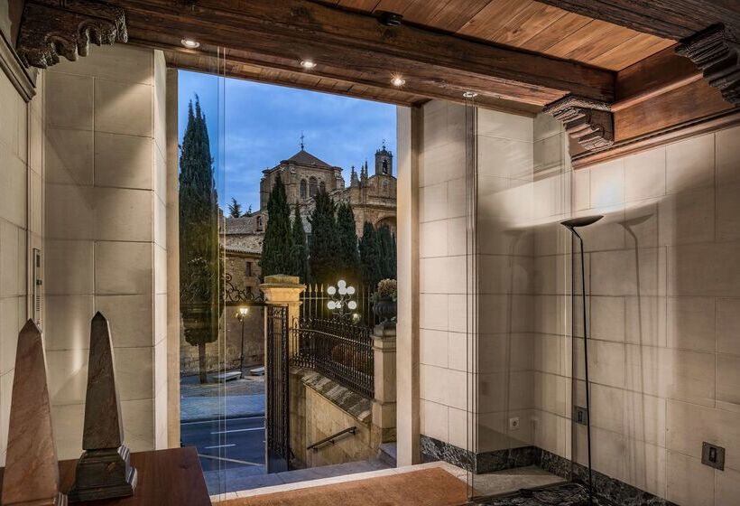هتل NH Collection Salamanca Palacio De Castellanos
