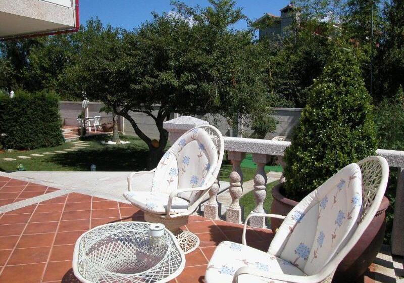 هتل Piñeiro 2 Estrellas Superior